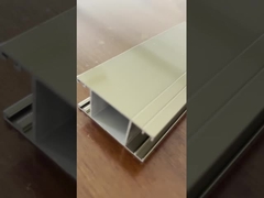 Środkowy zacisk Zestawy do montażu paneli słonecznych na dachu Niestandardowe wytłaczane profile aluminiowe z cięciem / wierceniem