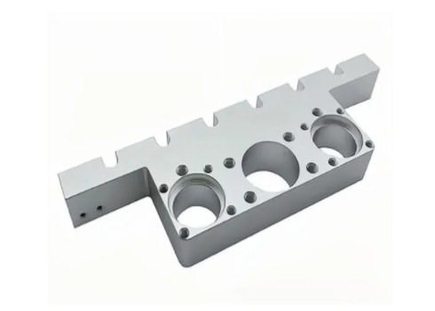 Precyzyjna obróbka CNC Części odlewane ze stali Części ze stopów aluminium Metal