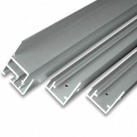 6060 T5 / T6 Aluminiowa Panel Słoneczna Z Łącznikiem Śrubowym, Brązowy Aluminiowy Rama Słoneczna