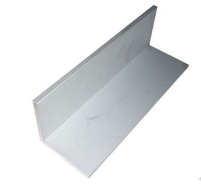 Dekoracyjne profile aluminiowe Wytłaczane naroża z GB / 75237-2004