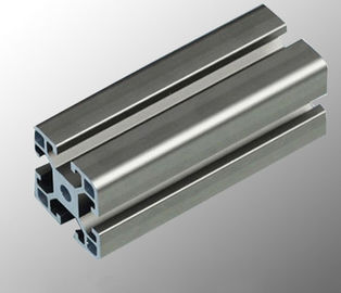 Aluminiowa linia montażowa Modułowy system profili aluminiowych z czarnym / srebrnym anodowanym