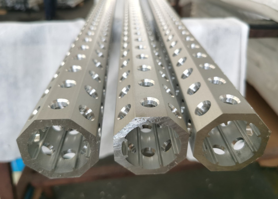Obróbka CNC Profili aluminiowych przemysłowych dla urządzeń automatyki ramienia mechanicznego