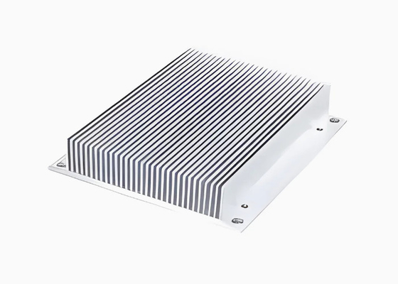 OEM Srebro anodowane aluminium wysokiej mocy profilów ekstruzji zlewu cieplnego z obróbką CNC