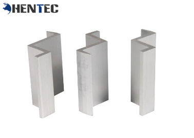 Systemy mocowania fotowoltaicznego na środkowych zaciskach fotowoltaicznych Profile aluminiowe wytłaczane 6063-T5 / 6060-T5