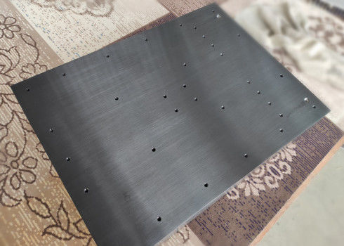 Aluminiowy radiator z anodyzowanym dźwiękiem
