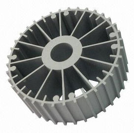 Obróbka CNC Aluminiowe profile wytłaczarki radiatora 6063-T5 do maszyn