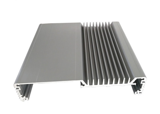 Niestandardowy komputer przemysłowy 6063 Aluminiowy radiator do wytłaczania
